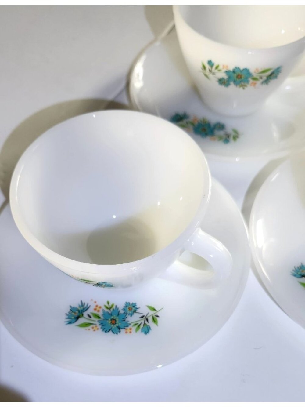 Vintage Fire-King Milk Glass Bonniie Blue Carnations Teacup & Saucer Set (4) - Picture 5 of 11